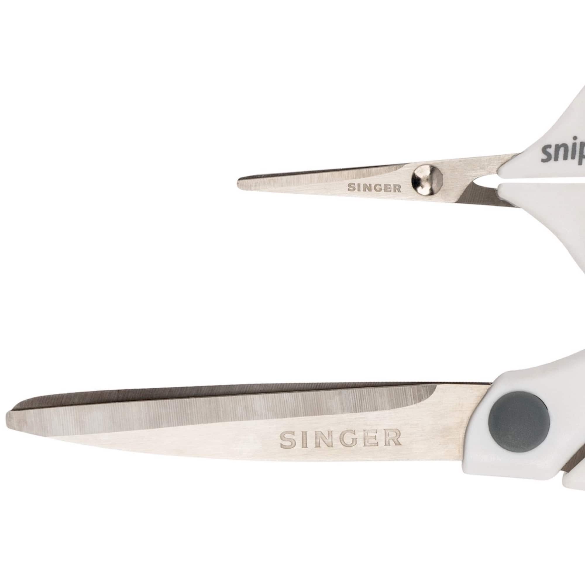 SINGER® Fabric & Mini Detail Sewing Scissors Set